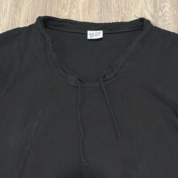 Oh My Gauze Black Tunic with Spiral Design - Picture 2 of 16